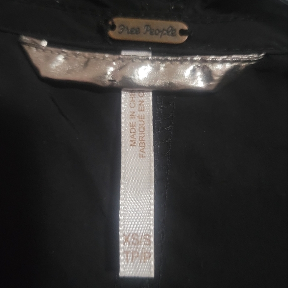 Free People sinched waist with hood rain jacket size xs/s oversized - Picture 4 of 16